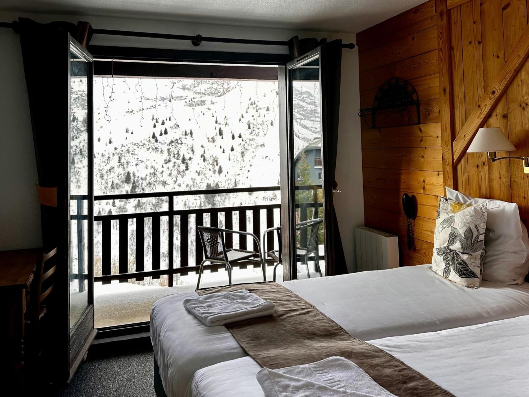Hotel Club "Les Carrettes" Valmeinier Exterior photo